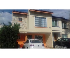 Casa en Venta en coto Residencial caseta de vigilancia y acceso controlado 24 horas.