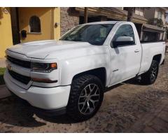 Chevrolet Silverado 2500 V8 4x4