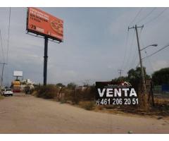 TERRENO COMERCIAL EN ESQUINA  AV. ARAUCARIAS