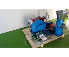 mixta 22 hp 230 mm Diesel  - MKFD230A Peletizadora