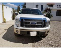 ford lobo 2010 blanco