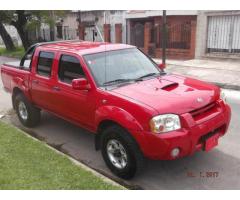 nissan frontier 09 rojo