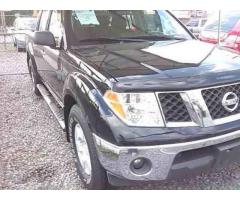 nissan frontier 08 negro