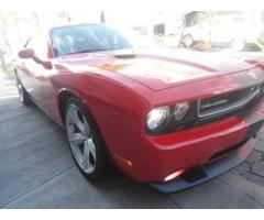 dodge challenger rojo