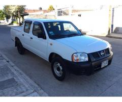 nissan doble cabina 2014