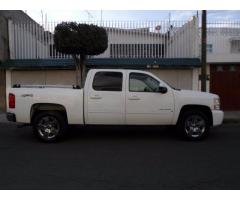 chevrolet cheyenne 2011