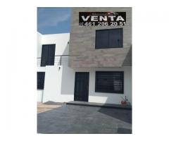 CASA EN VENTA EN ZANA RESIDENCIAL CELAYA