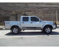 nissan frontier 2012 plata