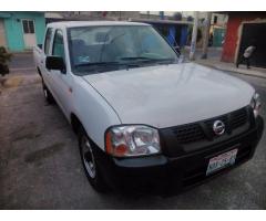 nissan np300 doble cabina 2012