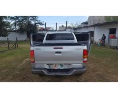 toyota hilux 2008 plata