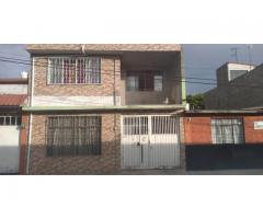 BONITA CASA EN VENTA EN JARDINES DE MORELOS