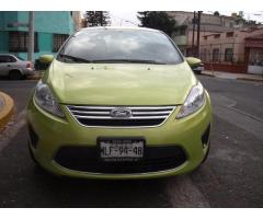 ford fiesta 2012 verde