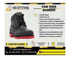 Van Vien Ranger color negro