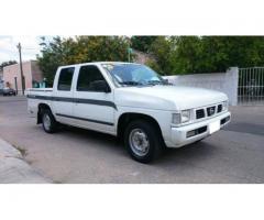 nissan pickup 2005