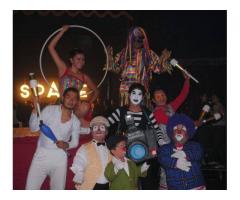 Actos de circo payasos magos zanqueros