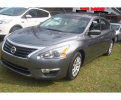 Nissan Altima Advance 4p modelo 2014