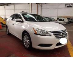 Nissan Sentra sedan 4p modelo 2014