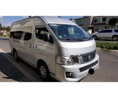 Nissan Urvan de pasajeros modelo 2014