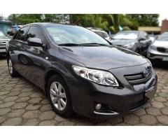 Toyota Corolla GLI sedan 4p modelo 2014