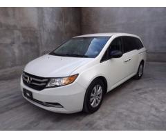 Camioneta Honda Odyssey 5p modelo 2014