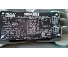 MOTOR TRIFASICO DE 5 HP MARCA SIEMENS