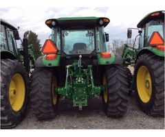 tractor agricola John Deere 5115M