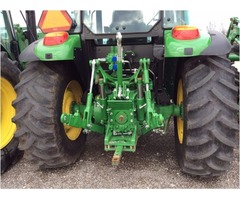 tractor agricola John Deere 5115M