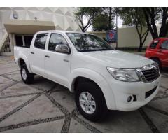 toyota hilux 2014