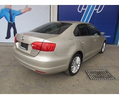 Volkswagen Jetta MK VI Sport Tiptronic 2014