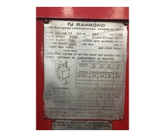 MONTACARGAS MARCA RAYMOND  2 TONELADAS